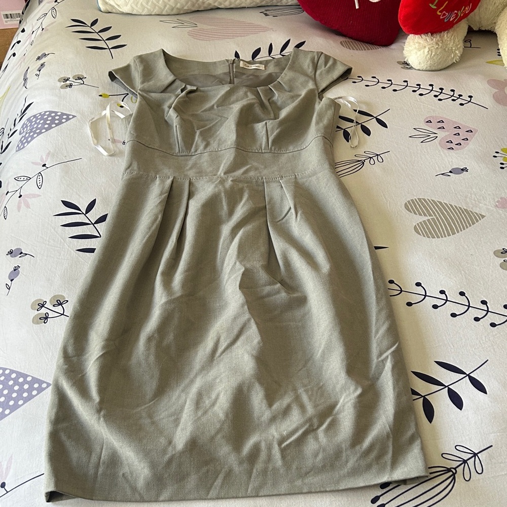 Calvin Klein Gray Cap Sleeve Midi Dress